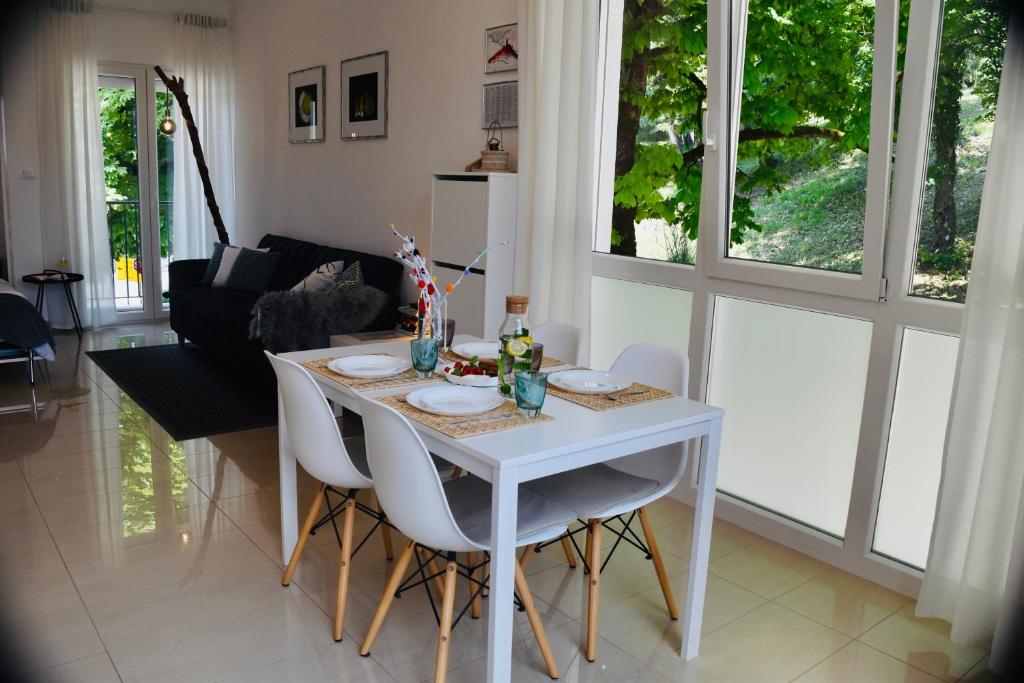 Posezení v ubytování Studio apartment Stazion with free parking