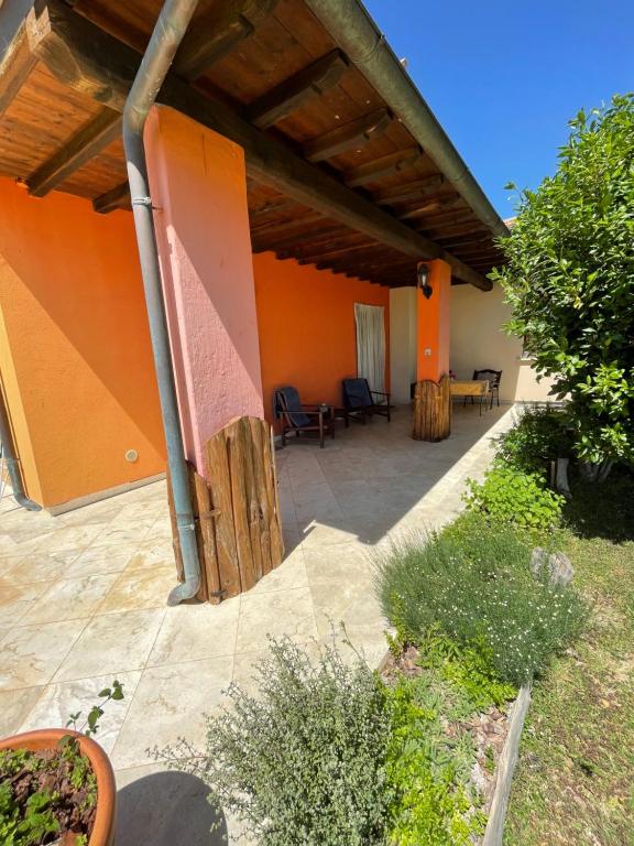 Vonkajšia záhrada v ubytovaní Casa Daniele