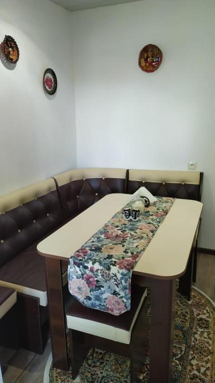 Apartment near Farkhadskiy bazar - Apartamento De Una Habitación