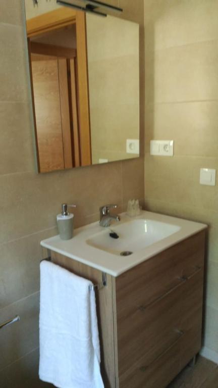 Un baño de Los Casares