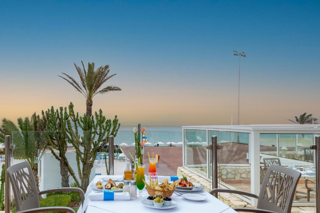 Nápoje v ubytování Dunes d'Or Ocean Club