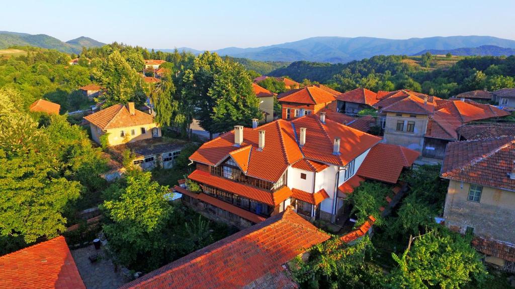 Михаиловата къща, с. Буйновци - Housity