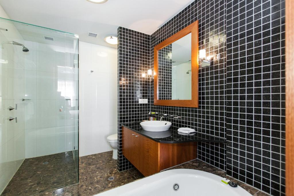 Majestic Roof Garden Hotel - Resim 17