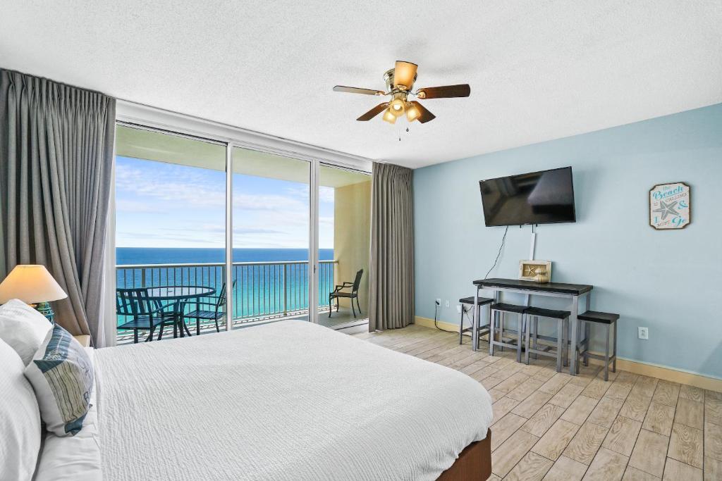 Majestic Beach Resort Tower I by Panhandle Getaways - Studio Apartment With Sea View