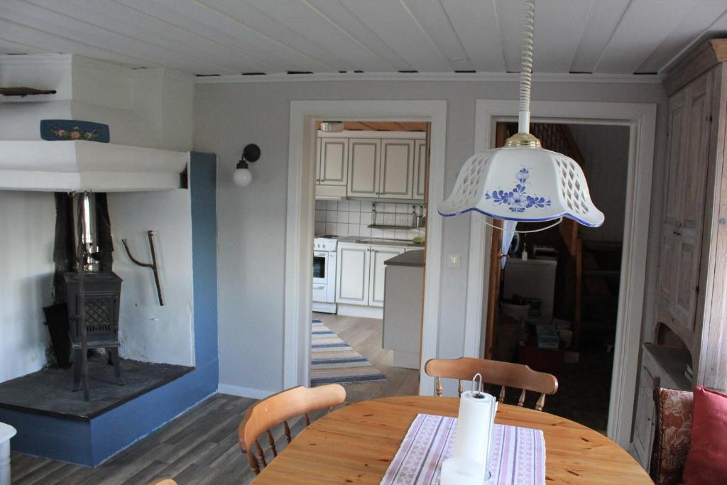 Kuchyň nebo kuchyňský kout v ubytování Lilly's house, Swedish High Coast