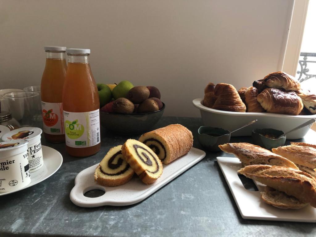 Jedlo v ubytovaní bed & breakfast alebo blízkom okolí