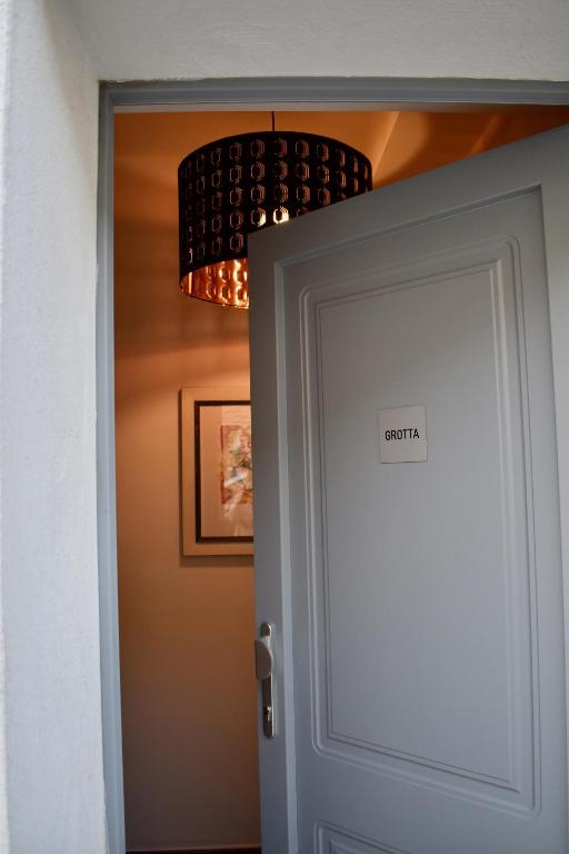 Marmore Charming House - Double Room With Private Bathroom