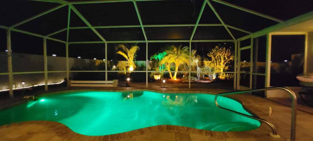 The swimming pool at or close to Private Heated Pool and Healing Mineral Waters Nearby