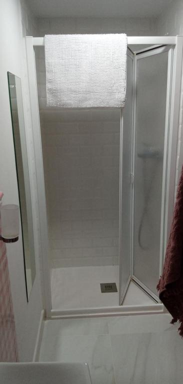 Łazienka w obiekcie ESTUDIO Jacuzzi SOL De JEREZ
