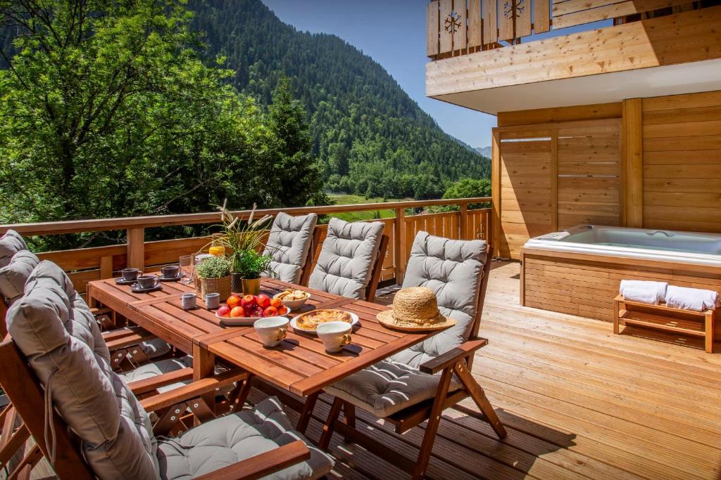 Výhľad na hory alebo výhľad na hory priamo z apartmánu