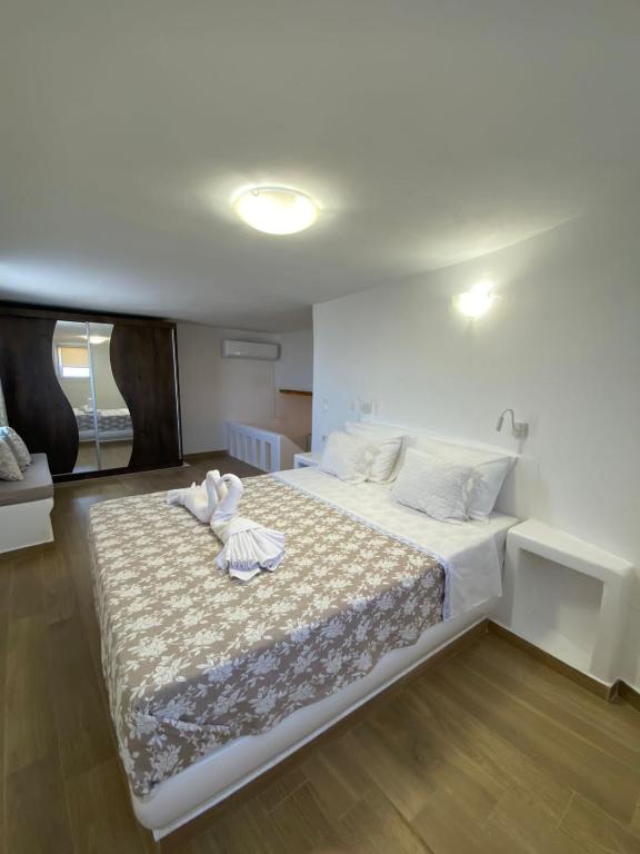 Gallery image of Alamana's House - Ideal for couples in Ano Mera