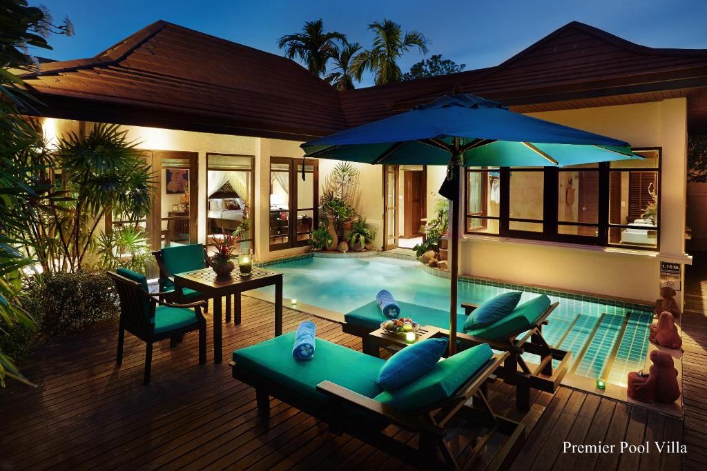 Bazén v ubytování Bo Phut Resort and Spa - SHA Plus nebo v jeho okolí