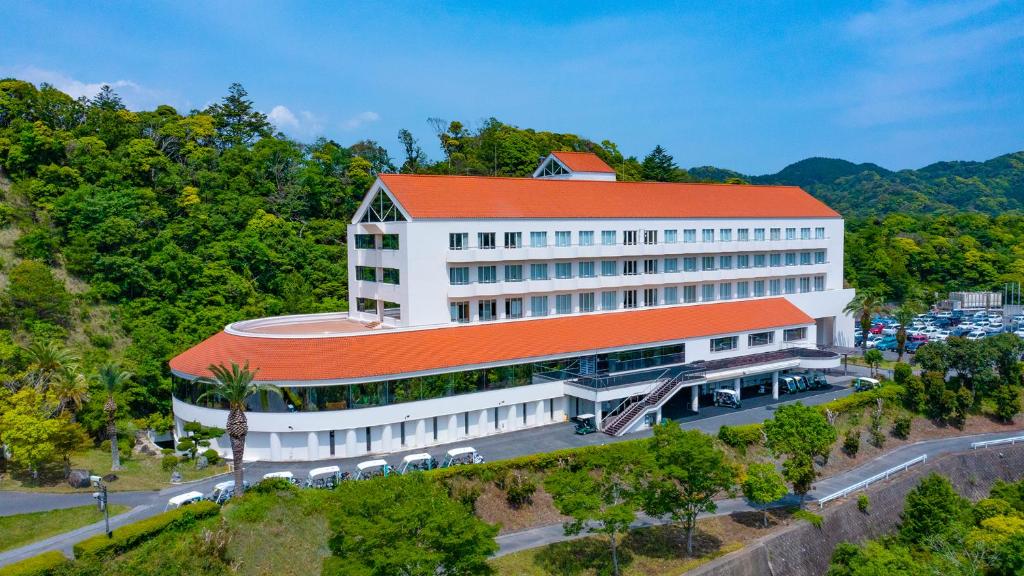 Nespecifikovaný výhled na hory nebo výhled na hory při pohledu z hotelu