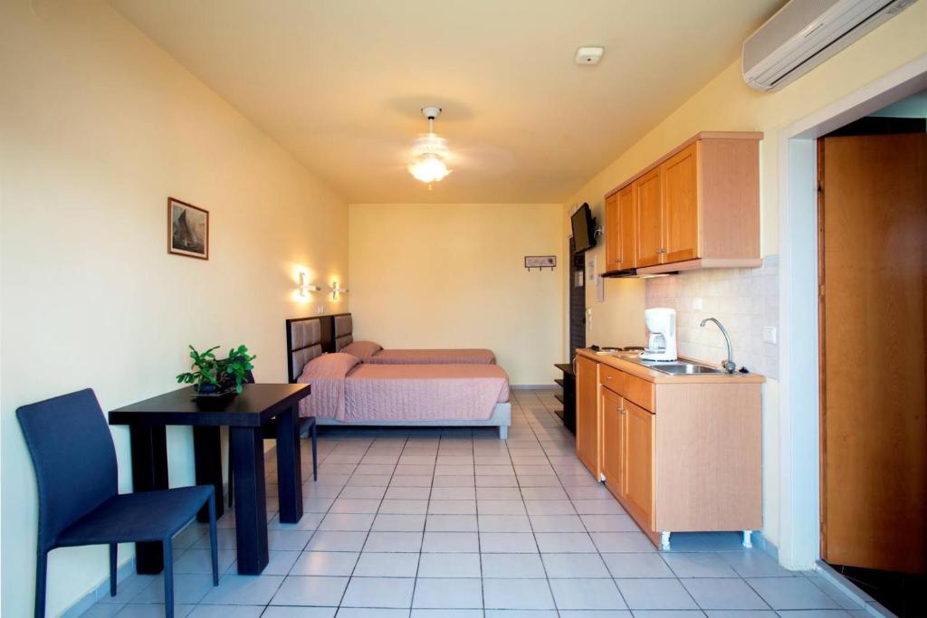 Jason Hotel Apartments - 4