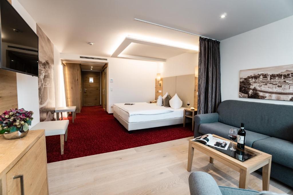 Postel nebo postele na pokoji v ubytování Hotel Hubertushof