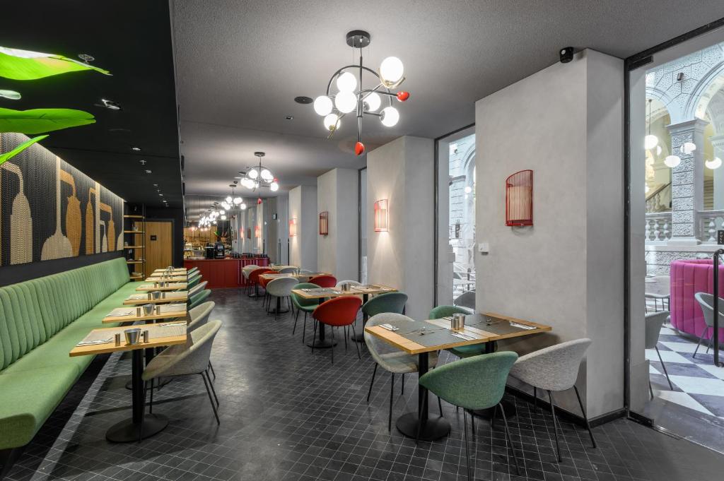 Hotel Oktogon Haggenmacher by Continental Group - Resim 40