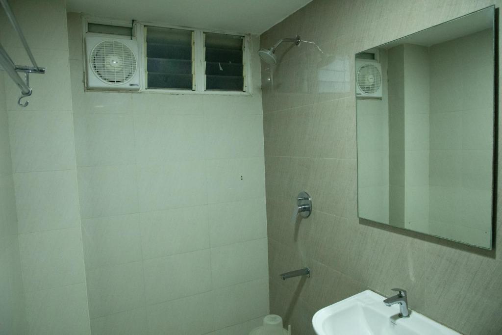 Koupelna v ubytování Arunaachalaa Resiidency