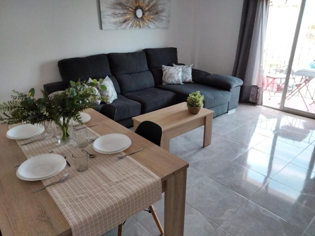 Imagen de la galería de Apto. Ángel. Playa de la Cachucha. WiFi, A/C, en Puerto Real