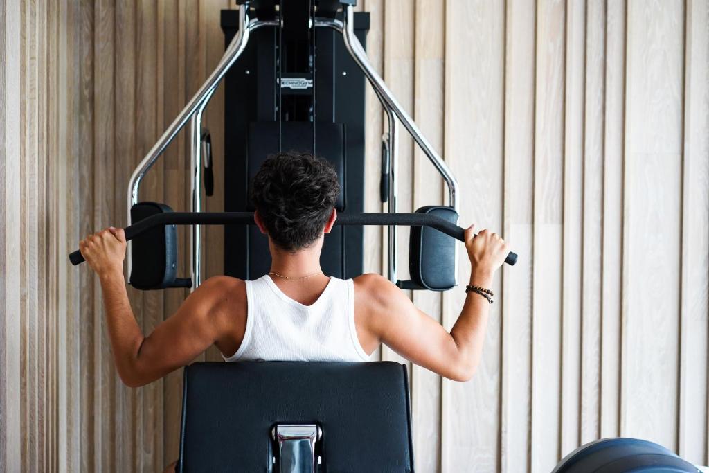 Fitness centrum a/nebo fitness zařízení v ubytování Hôtel Florida