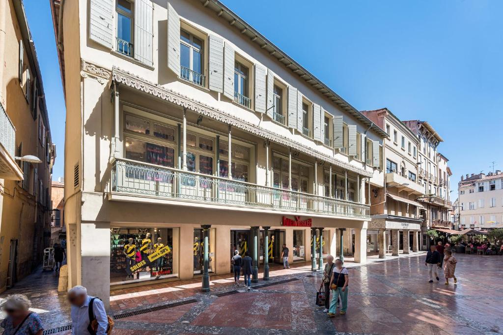Perpignan’s Catalan Charm: A Guide to the City’s Most Vibrant Luxury Hotels
