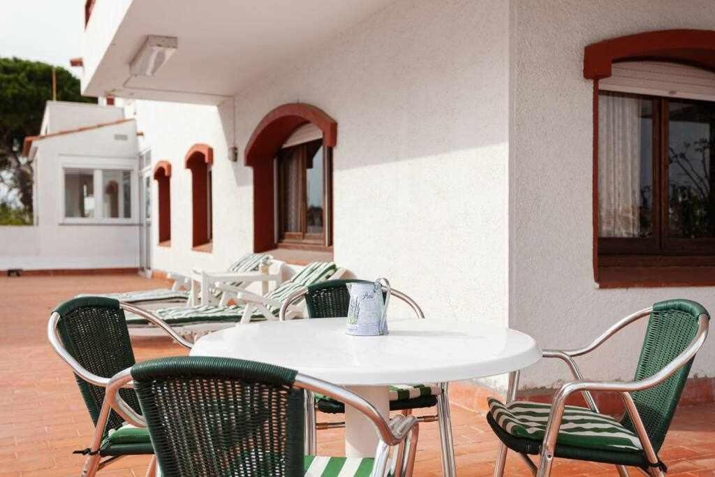 Booking.com: Apartamento con gran terraza en Empuriabrava ...