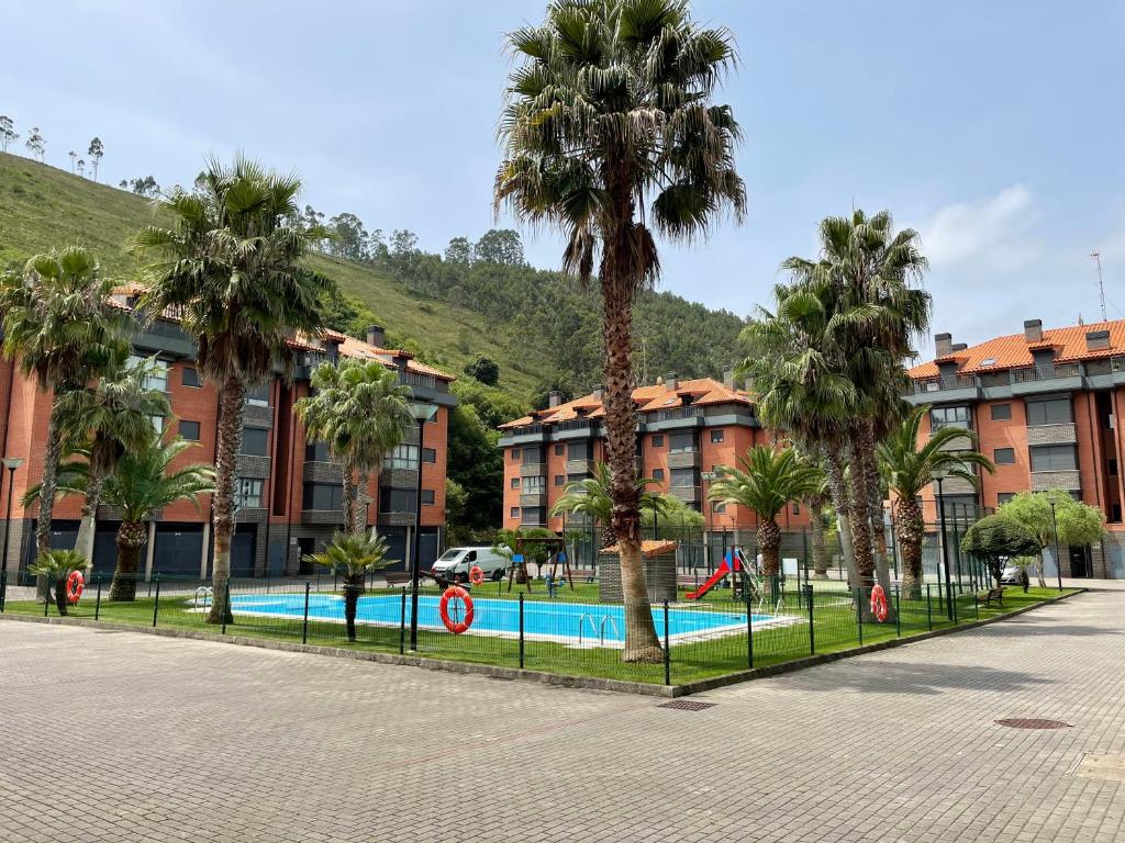 The swimming pool at or close to Apartamento Unquera - Val de San Vicente