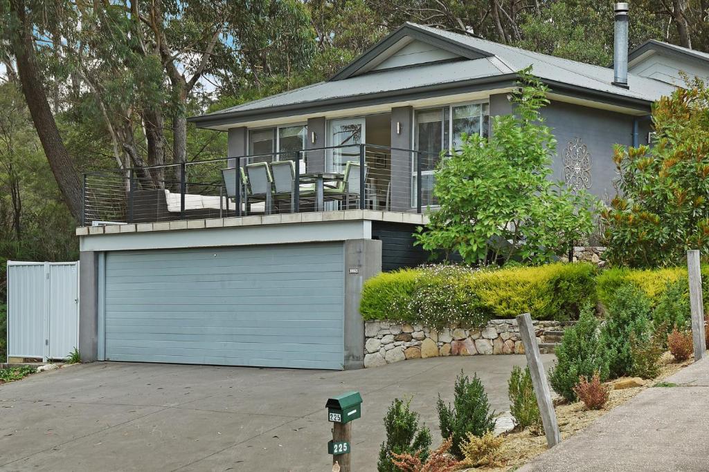 Aisling View, Blackheath (updated prices 2024)