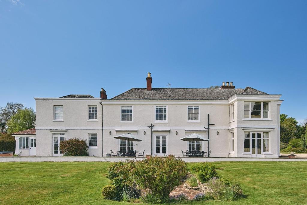 Equestrian Manor