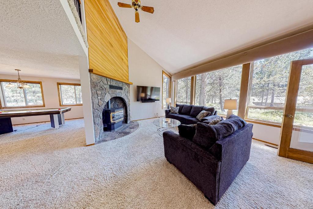 Vacation Home Alpine Retreat, Sunriver, OR