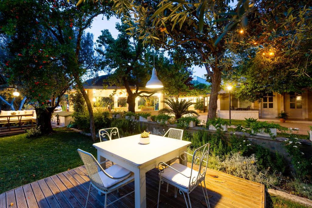 A garden outside Gurel Garden House