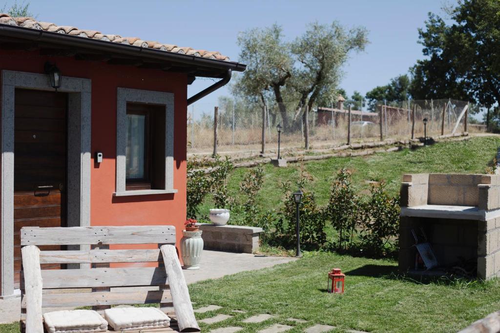 Ogród w obiekcie Agriturismo Poggio Degli Ulivi