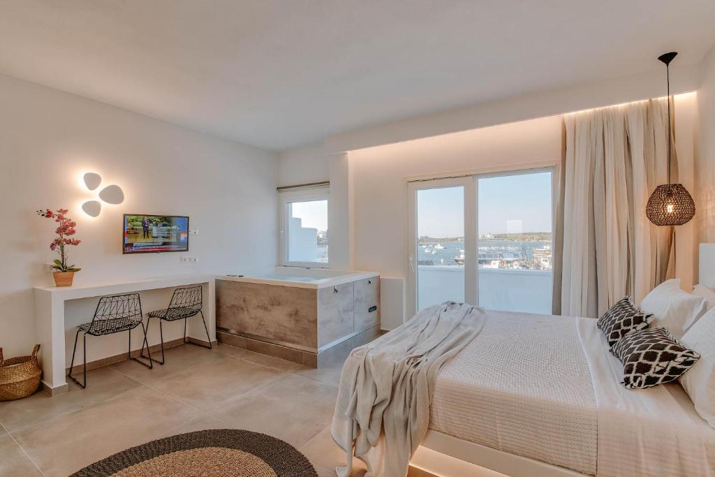 Nautica Suites-Superior Seaview suite with jacuzzi - Housity