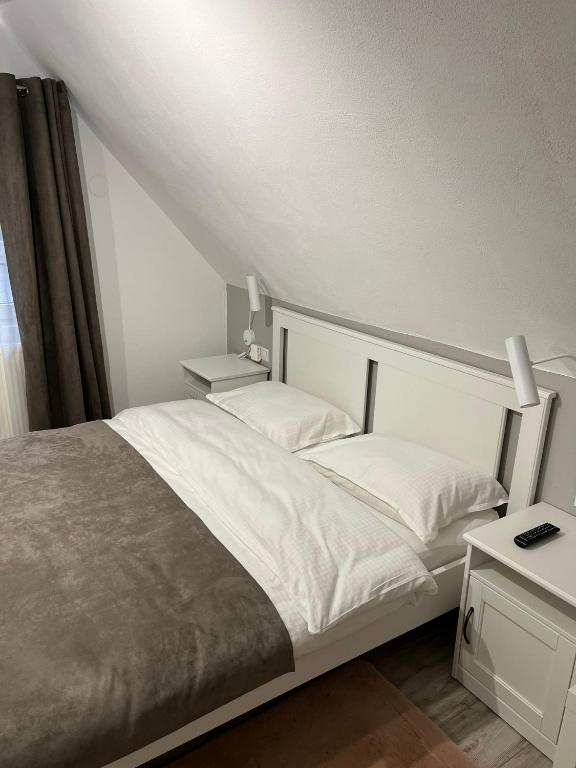 Postel nebo postele na pokoji v ubytování Cabana B2 langa strandul Banffy