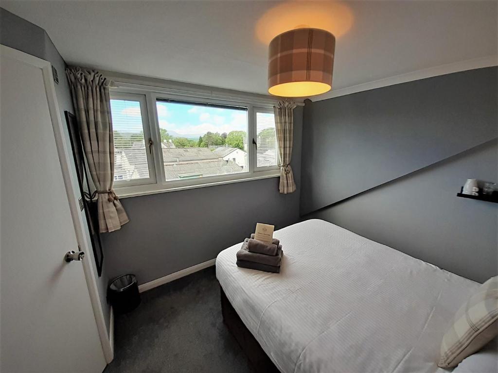 Brook House ― Free on-site car park photo
