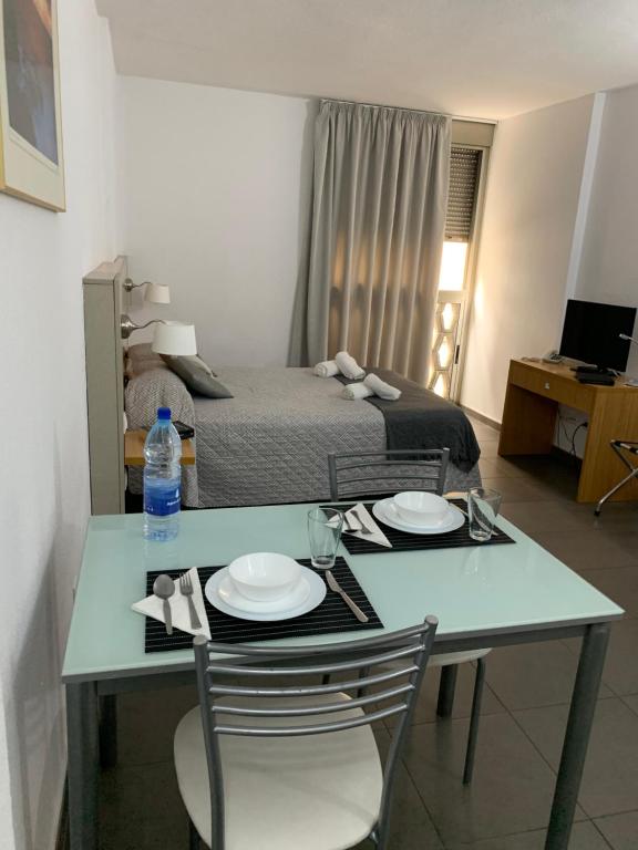 MHC Arenales Hotel, Las Palmas de Gran Canaria – Updated 2023 ...