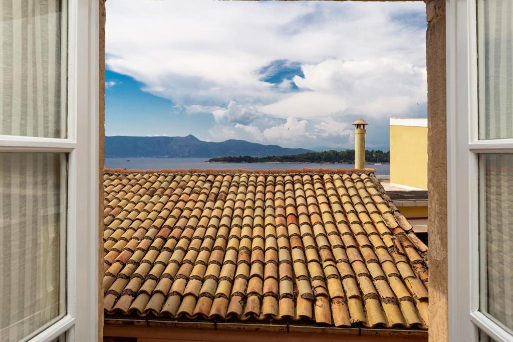 Nespecifikovaný výhled na hory nebo výhled na hory při pohledu z apartmánu