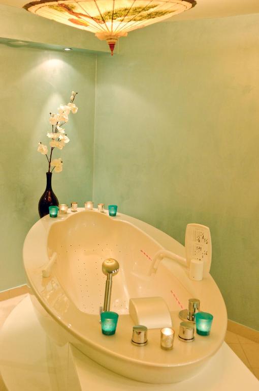 Koupelna v ubytování Hotel Waldrausch