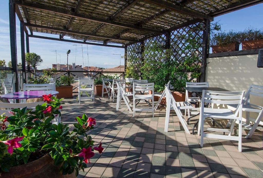 Ai Due Fanali Adults Only - Resim 9