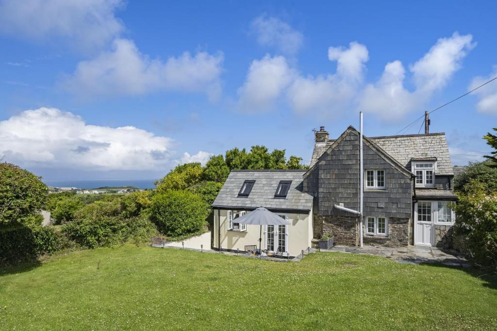 Ivy Cottage - Housity