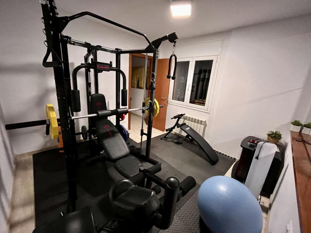 The fitness centre and/or fitness facilities at Stay U-nique Villa Portimar