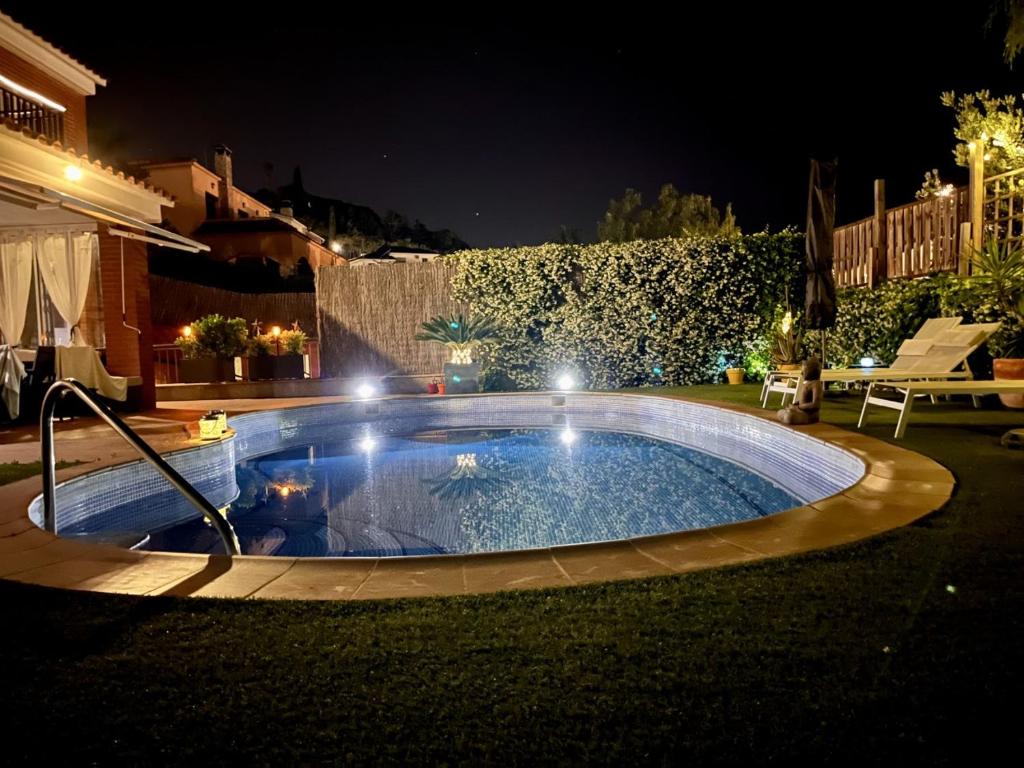 The swimming pool at or close to Stay U-nique Villa Portimar