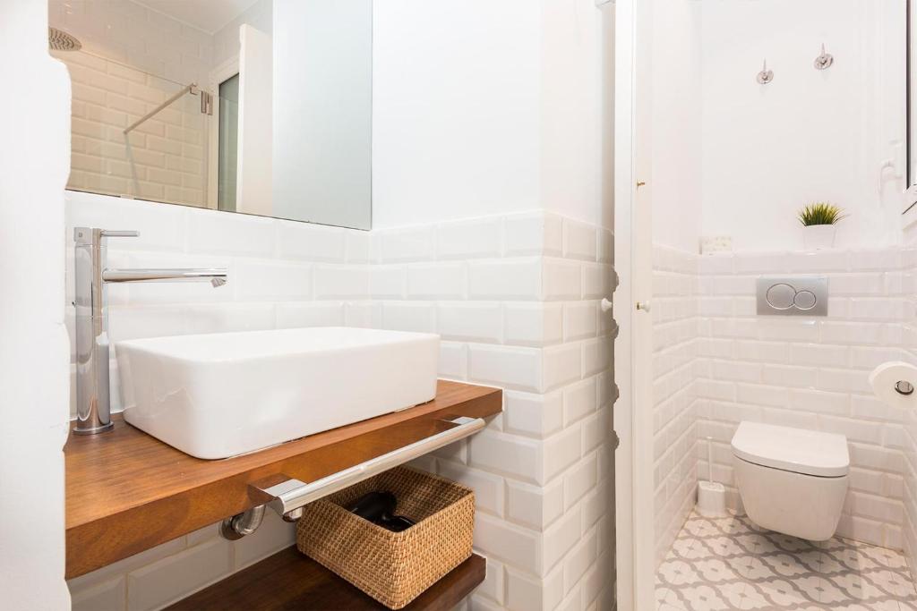 Fotografia z galérie ubytovania Cozy Apartment close to Passeig de Gracia v destinácii Barcelona