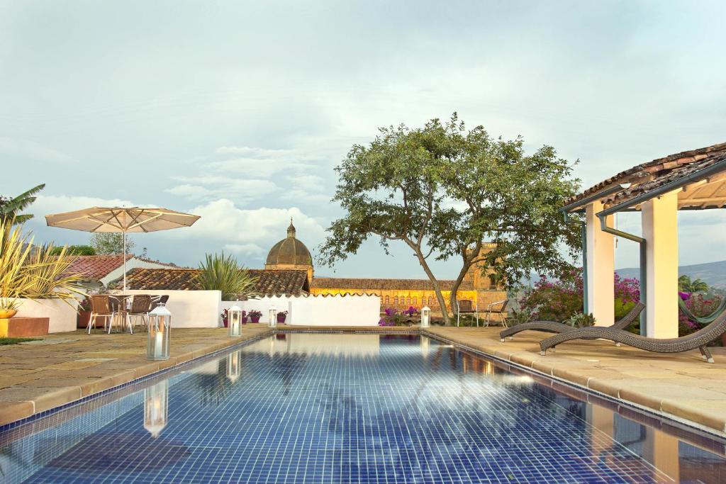 Kolam renang di atau dekat dengan Casa Azul Barichara