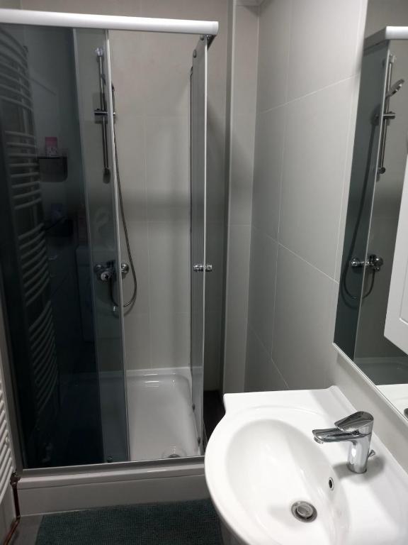 Kúpeľňa v ubytovaní Apartmani Dubrava 1
