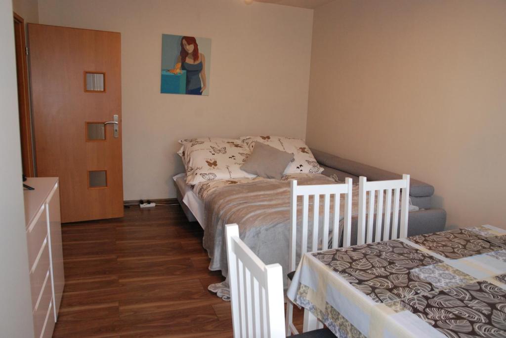 Apartament Manhatan 4 - Apartamento De Una Habitación