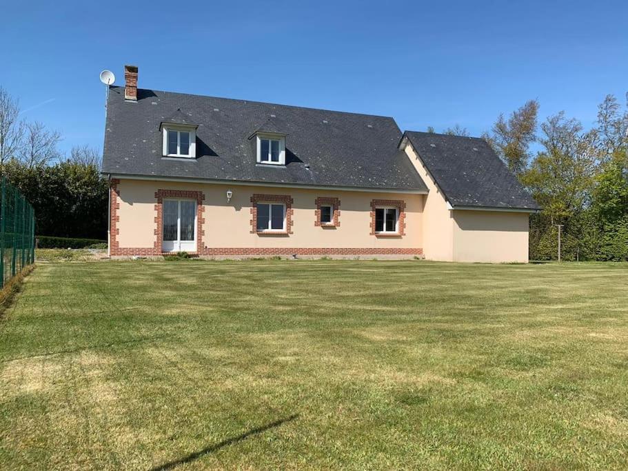 Fotografia z galérie ubytovania Grande Maison familiale proche mer 10personnes v destinácii Auberville-la-Manuel