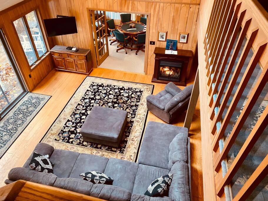 Paradise Home Near Pool; Big Bass Lake Community, Gouldsboro (updated