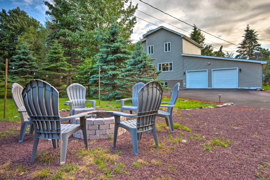 Poconos Group Retreat with Game Room, Gas Grill - Housity