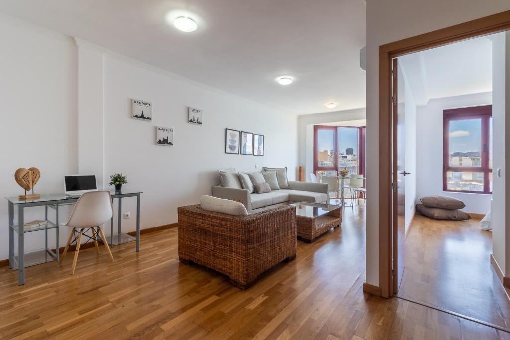 Posedenie v ubytovaní Cliff Suite Las Canteras