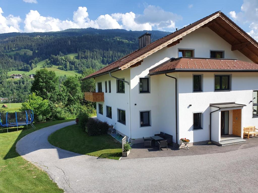 Výhľad na hory alebo výhľad na hory priamo z apartmánu